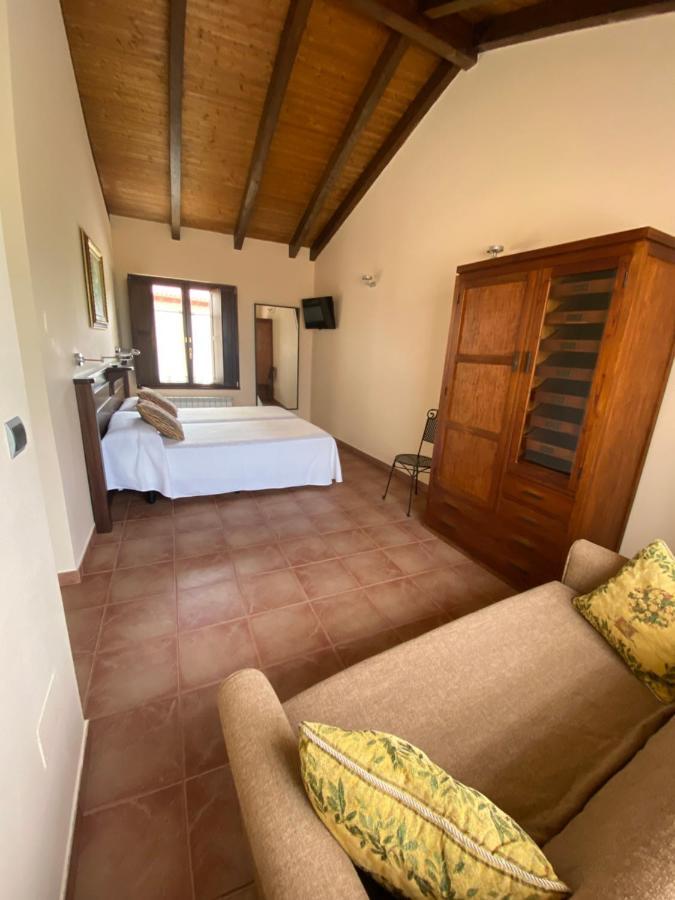 Hotel Rural Monasterio De Ara Mada Santa Colomba de las Arrimadas Екстериор снимка