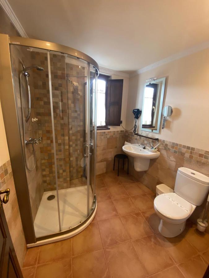 Hotel Rural Monasterio De Ara Mada Santa Colomba de las Arrimadas Екстериор снимка