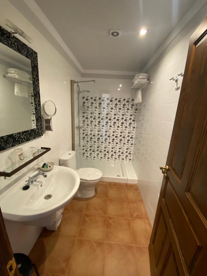 Hotel Rural Monasterio De Ara Mada Santa Colomba de las Arrimadas Екстериор снимка