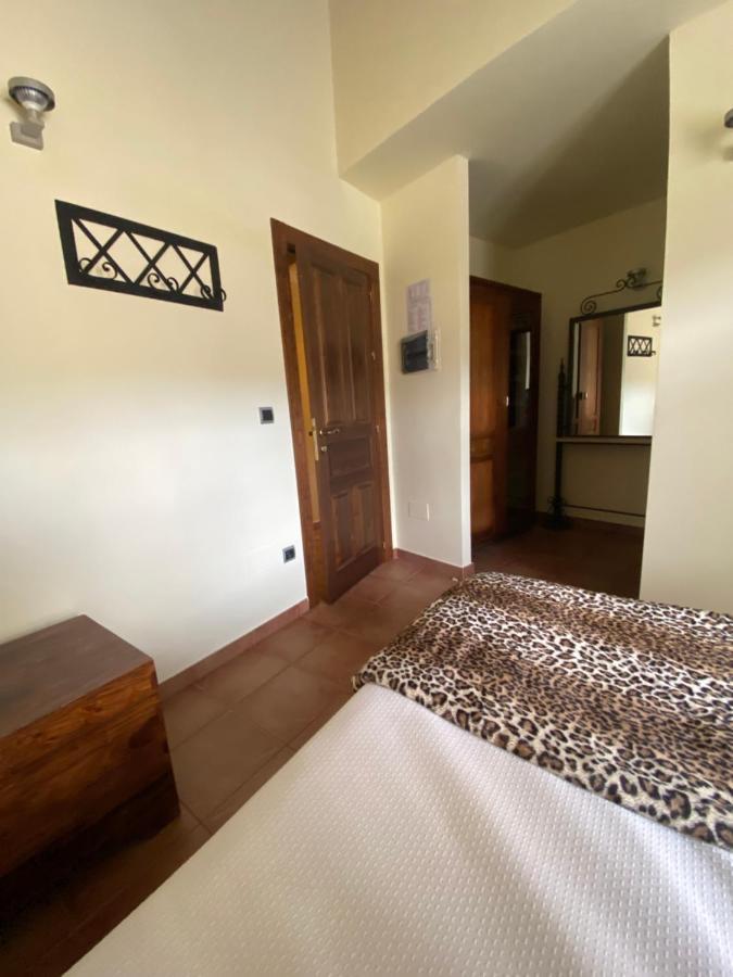 Hotel Rural Monasterio De Ara Mada Santa Colomba de las Arrimadas Екстериор снимка